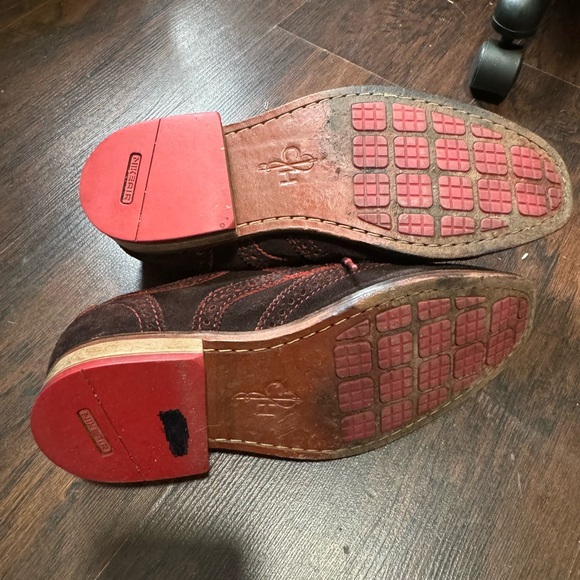 Cole Haan Dark Brown Suede Wingtip Shoe Pink Stitching Size 7.5 - Picture 3 of 9